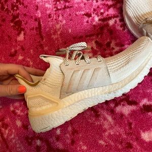 X UNIVERSAL WORKS ULTRABOOST 19 UW SNEAKERS Style